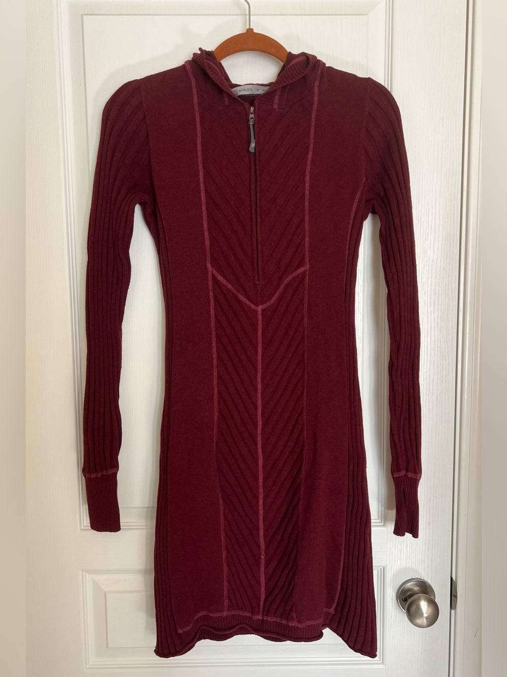 Athleta Burgundy Ribby Hooded Sweater Dress Cherrywood Burgundy Medium M